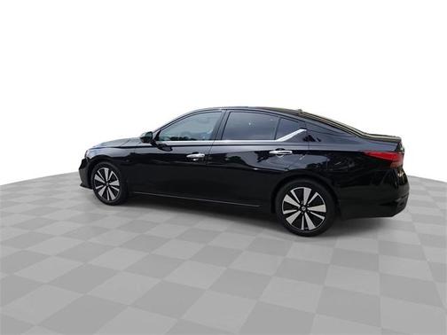 2021 Nissan Altima 2.5 SL