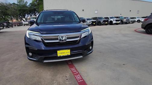 Obsidian Blue Pearl 2022 Honda Pilot Touring 8-Passenger