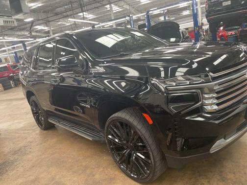 Black 2022 Chevrolet Tahoe High Country
