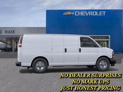 Summit White 2026 Chevrolet Express 2500 Work Van