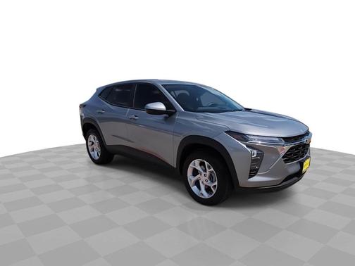 Sterling Gray Metallic 2024 Chevrolet Trax LS