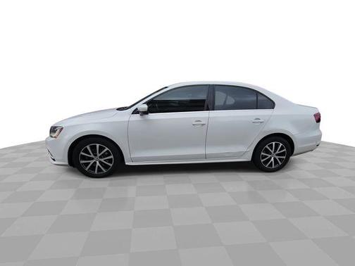 Pure White 2017 Volkswagen Jetta 1.4T SE