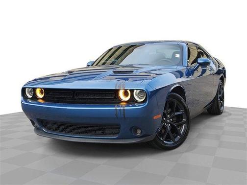 2021 Dodge Challenger SXT