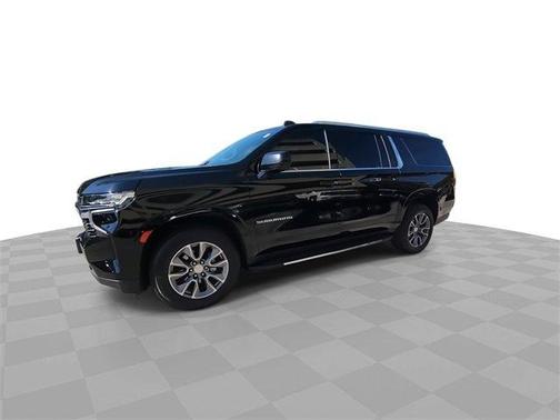 2023 Chevrolet Suburban LT