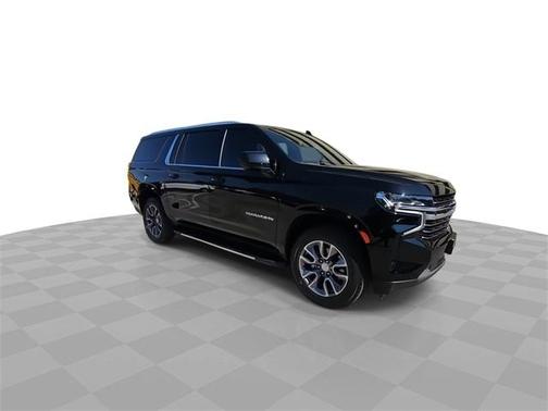2023 Chevrolet Suburban LT