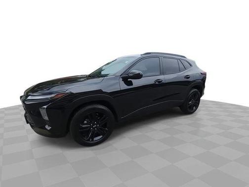 Mosaic Black Metallic 2025 Chevrolet Trax ACTIV