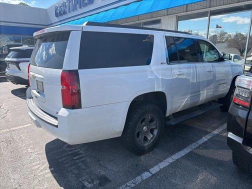 2017 Chevrolet Suburban LT