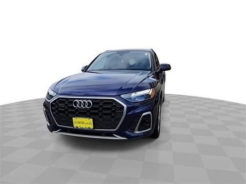2022 Audi Q5 45 S line quattro Premium