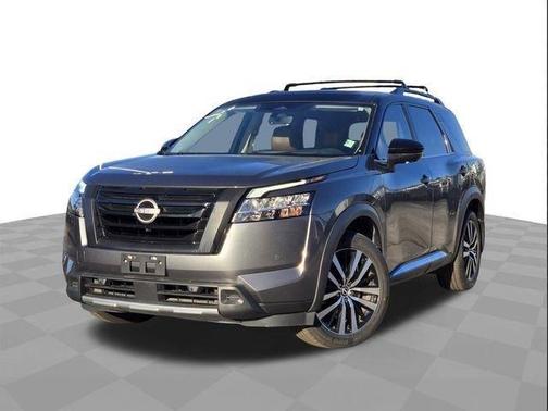 2 Tone Gun / Black Roof 2023 Nissan Pathfinder Platinum