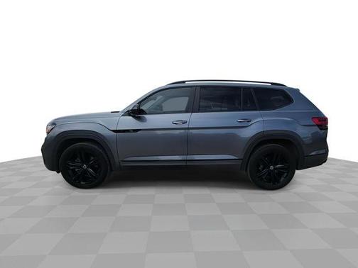 Platinum Gray Metallic 2023 Volkswagen Atlas 3.6 V6 SEL R-Line Black