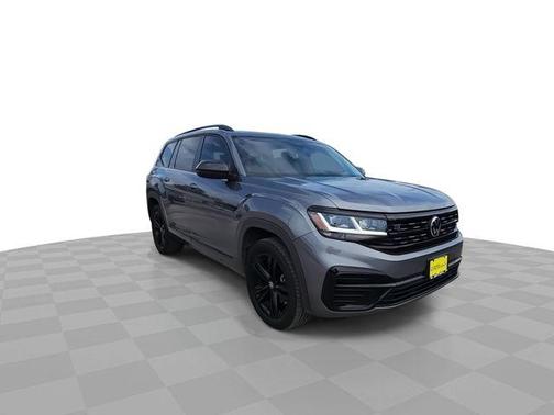Platinum Gray Metallic 2023 Volkswagen Atlas 3.6 V6 SEL R-Line Black