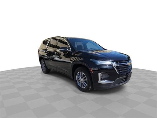 2022 Chevrolet Traverse LT Leather