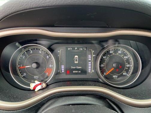 2015 Jeep Cherokee Sport