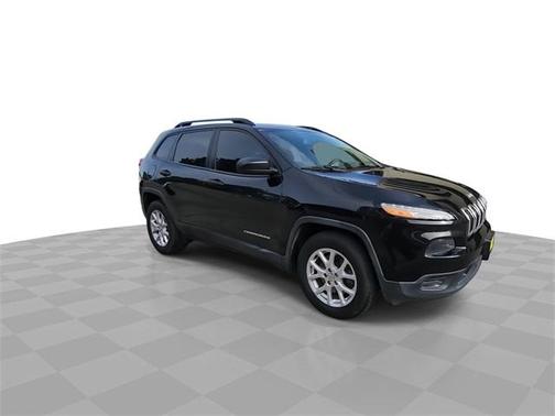 2015 Jeep Cherokee Sport