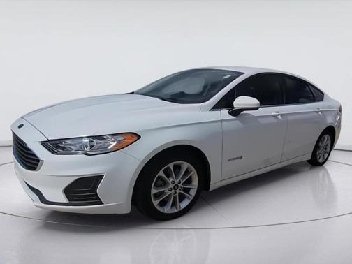 Oxford White 2019 Ford Fusion Hybrid SE