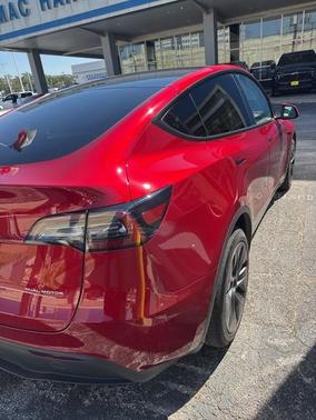 2025 Tesla Model Y Long Range