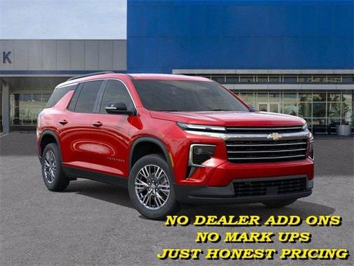 2025 Chevrolet Traverse LT
