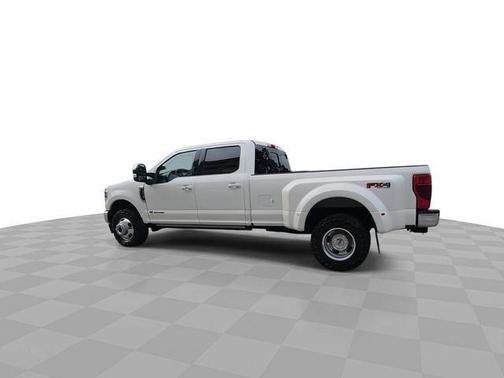 White Metallic 2020 Ford F-350 Lariat Super Duty