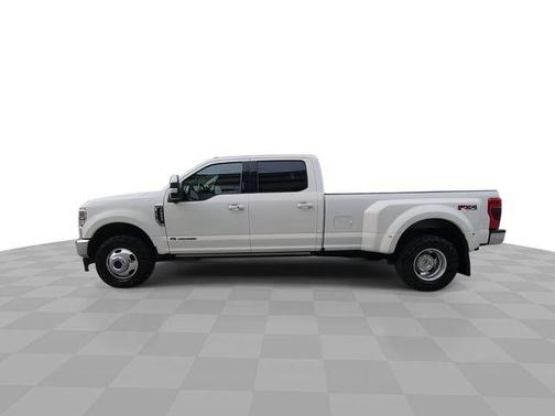 White 2020 Ford F-350 Lariat Super Duty