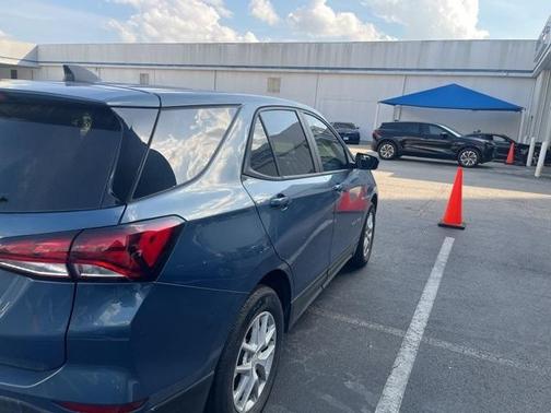 2024 Chevrolet Equinox LS