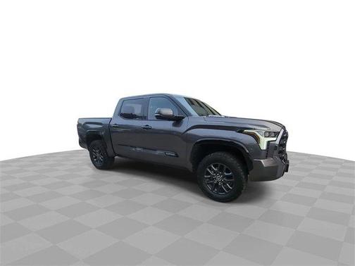2022 Toyota Tundra Hybrid Platinum