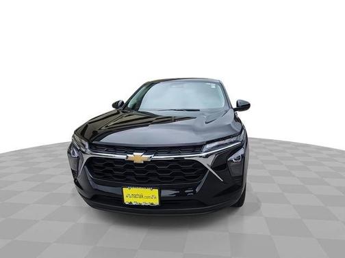 Mosaic Black Metallic 2024 Chevrolet Trax LS