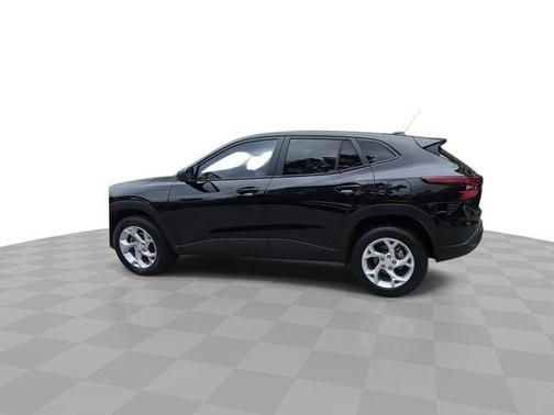 Mosaic Black Metallic 2024 Chevrolet Trax LS