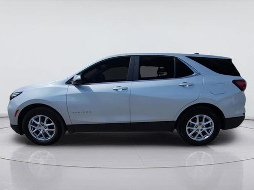 Silver Ice Metallic 2022 Chevrolet Equinox 1LT