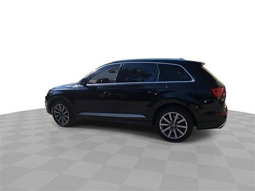 2019 Audi Q7 55 Prestige