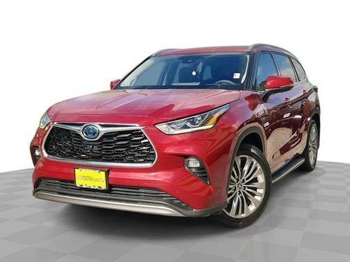 Red 2024 Toyota Highlander Hybrid Platinum