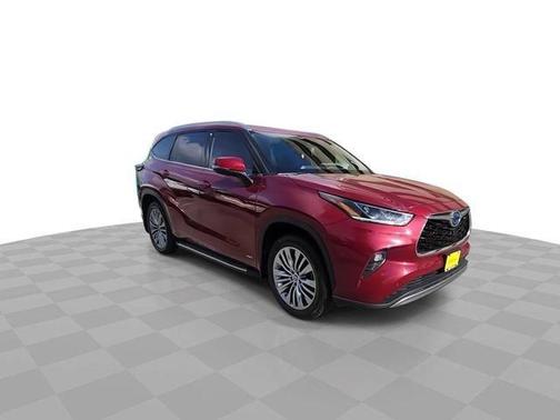 Red 2024 Toyota Highlander Hybrid Platinum