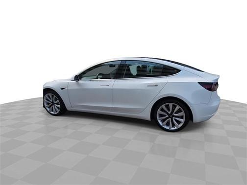 2020 Tesla Model 3 Standard Range Plus
