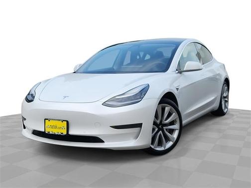 2020 Tesla Model 3 Standard Range Plus