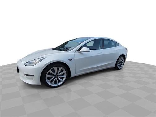 2020 Tesla Model 3 Standard Range Plus