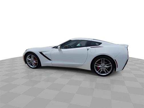 Arctic White 2018 Chevrolet Corvette Stingray