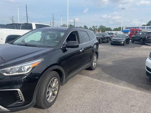 2017 Hyundai SANTA FE SE
