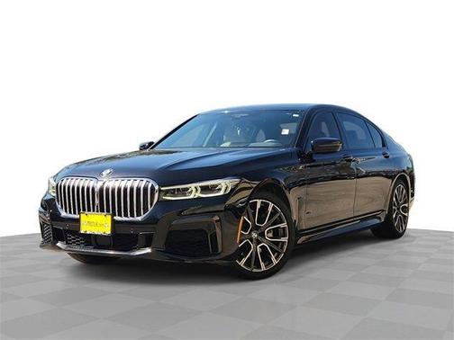 2022 BMW 740 i xDrive