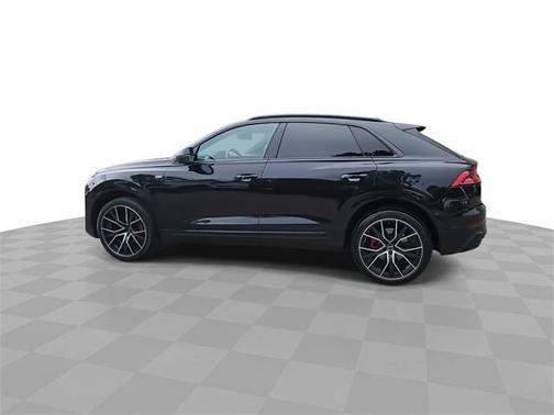 2021 Audi Q8 55 Prestige