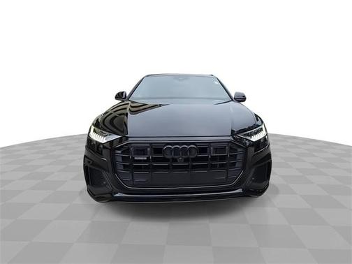 2021 Audi Q8 55 Prestige