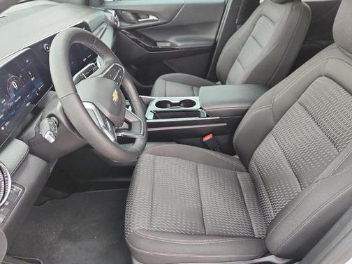 Summit White 2025 Chevrolet Equinox LT