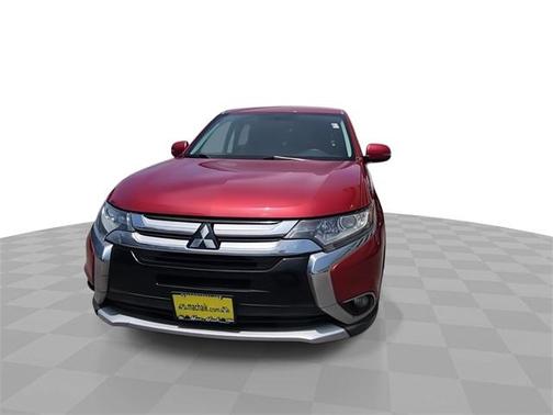 2016 Mitsubishi Outlander SE