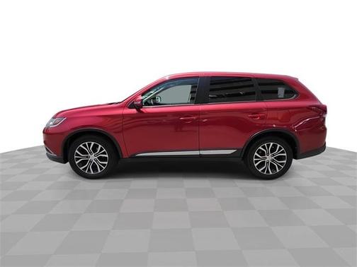 2016 Mitsubishi Outlander SE