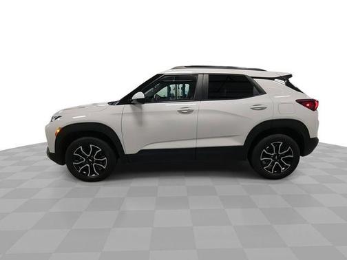 Summit White 2023 Chevrolet Trailblazer ACTIV