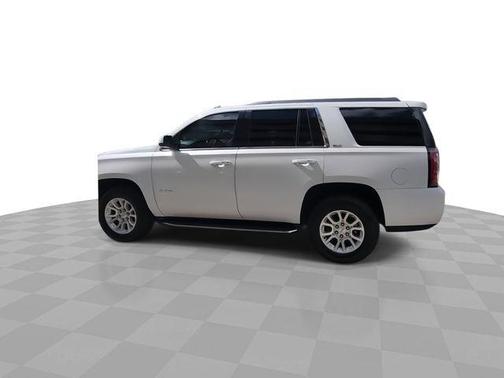 White Frost Tri-Coat 2018 GMC Yukon SLT