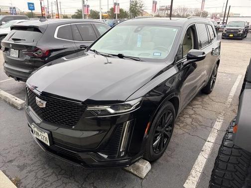 2020 Cadillac XT6 Premium Luxury FWD