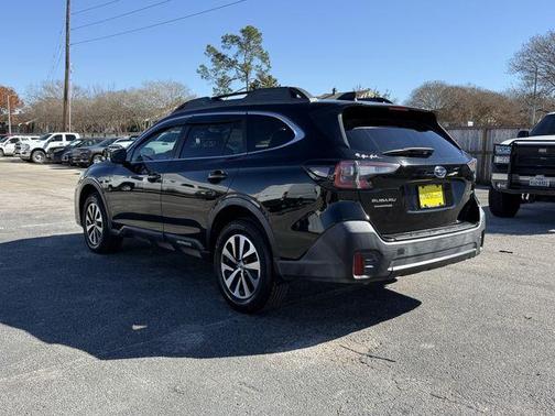 Crystal Black Silica 2020 Subaru Outback Premium