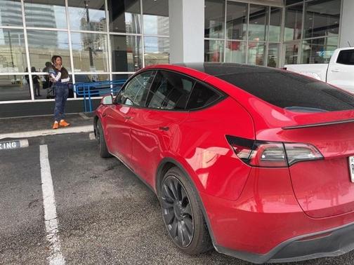 2022 Tesla Model Y Performance