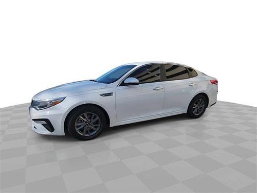 2020 Kia Optima LX