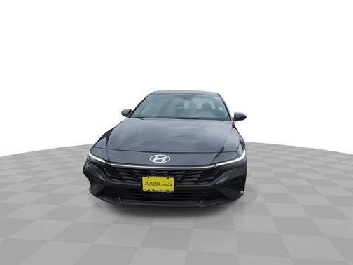Gray 2025 Hyundai ELANTRA SEL Convenience