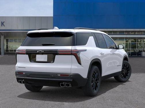 Summit White 2026 Chevrolet Traverse LT